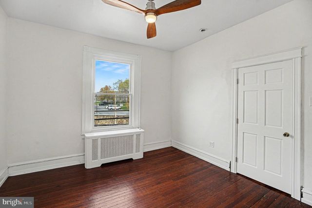 894 N 25TH ST, Philadelphia, PA 19130