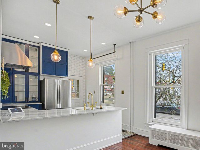 894 N 25TH ST, Philadelphia, PA 19130