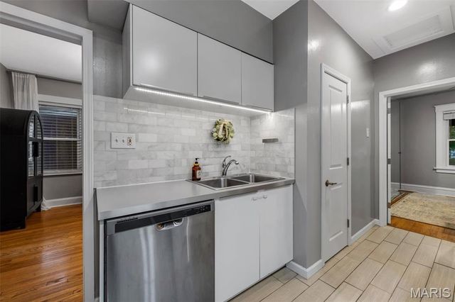 1311 Claytonia Terrace, Richmond Heights, MO 63117