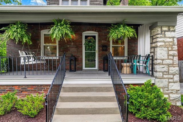 1311 Claytonia Terrace, Richmond Heights, MO 63117