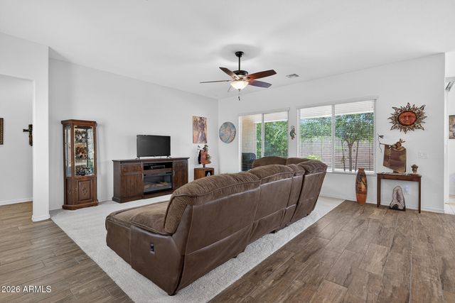 18059 W TANGLEWOOD Drive, Goodyear, AZ 85338