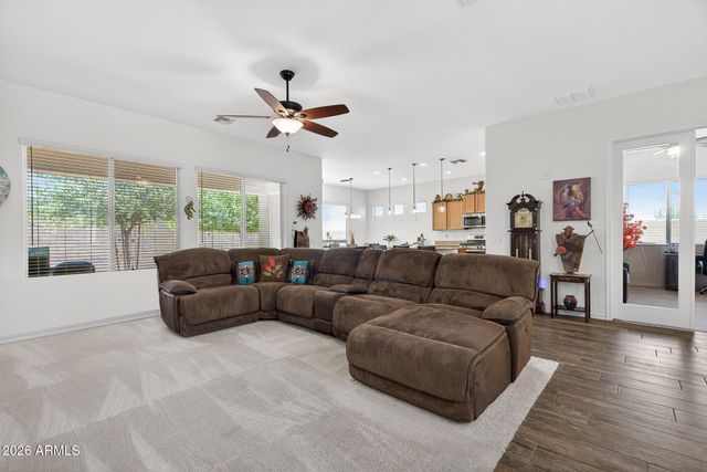 18059 W TANGLEWOOD Drive, Goodyear, AZ 85338