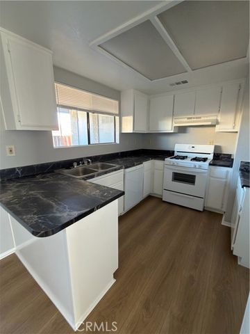 10547 Cochiti Road, Apple Valley, CA 92308