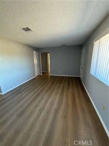 10547 Cochiti Road, Apple Valley, CA 92308