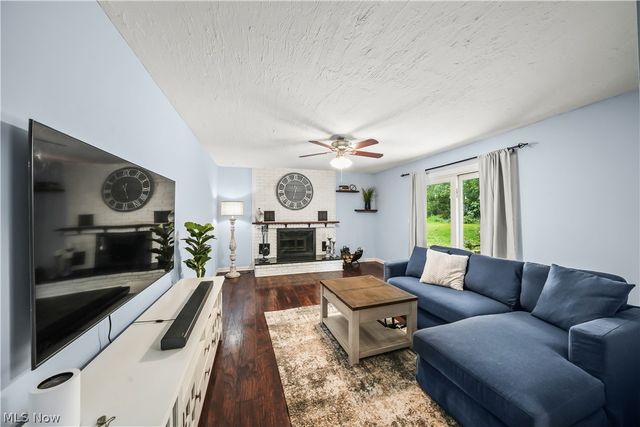 134 Hurd Road, Aurora, OH 44202