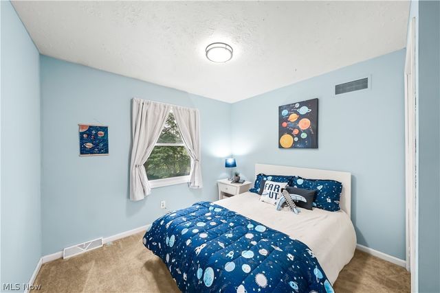 134 Hurd Road, Aurora, OH 44202