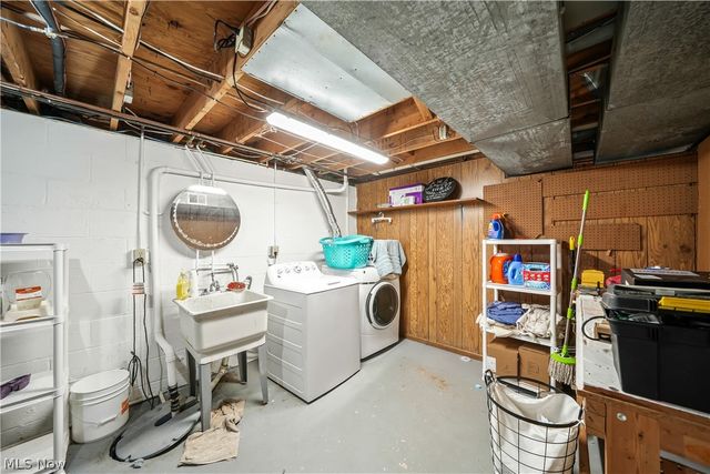 134 Hurd Road, Aurora, OH 44202