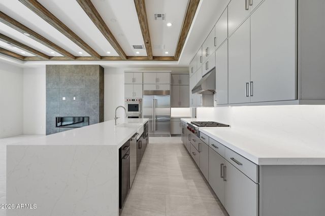 12673 E BLACK ROCK Road, Scottsdale, AZ 85255