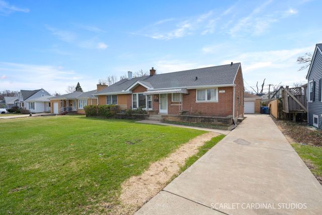 139 W Madison Street, Villa Park, IL 60181