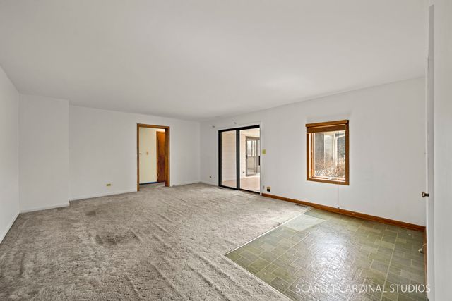 139 W Madison Street, Villa Park, IL 60181