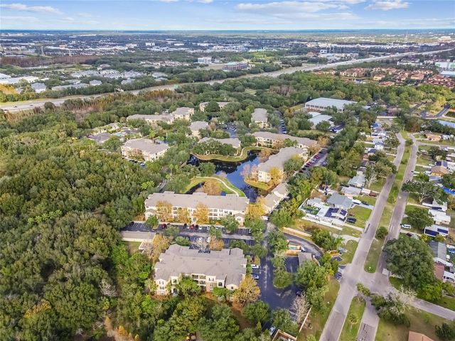 2405 COURTNEY MEADOWS COURT 202, Tampa, FL 33619