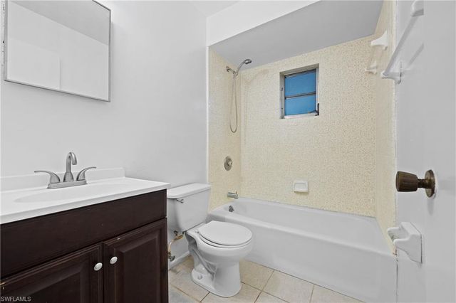 8121 Winged Foot DR, Fort Myers, FL 33967