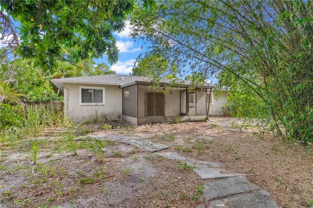 8121 Winged Foot DR, Fort Myers, FL 33967