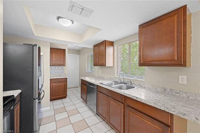 8121 Winged Foot DR, Fort Myers, FL 33967