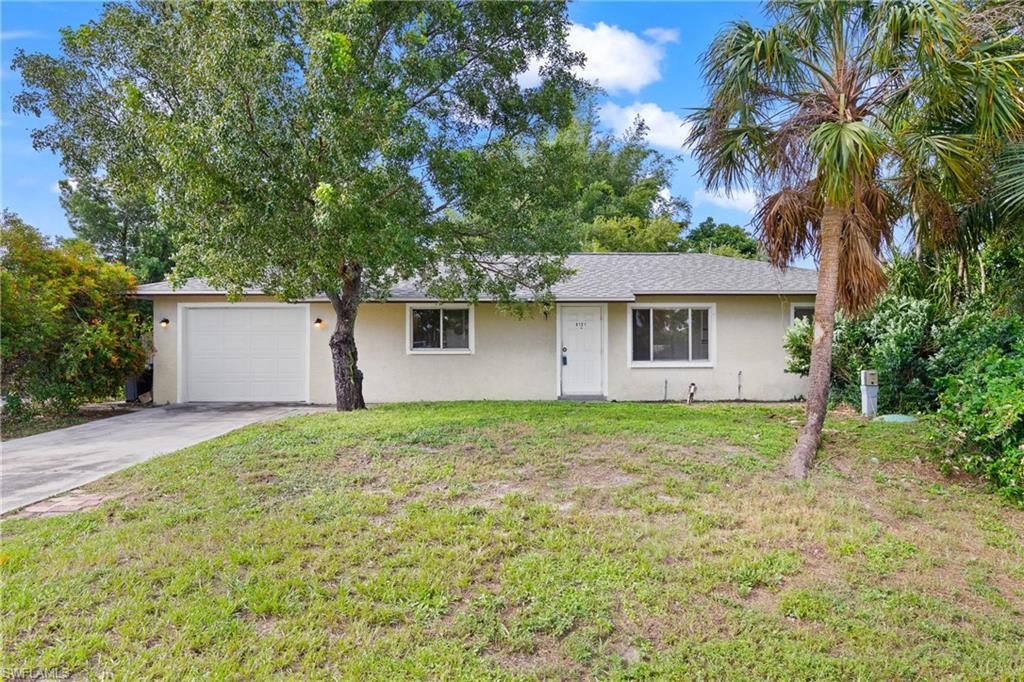 8121 Winged Foot DR, FORT MYERS, FL 33967 — photo 2