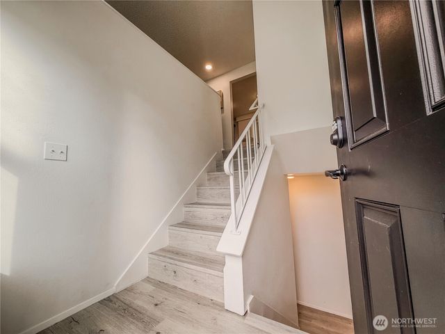 25304 146th Avenue SE, Kent, WA 98042