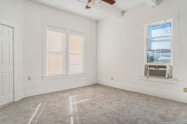 1110 W ASHBY PL, San Antonio, TX 78201