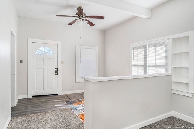 1110 W ASHBY PL, San Antonio, TX 78201