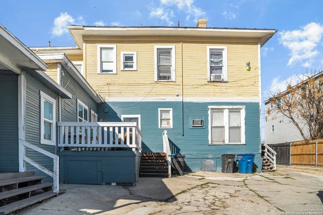 1110 W ASHBY PL, San Antonio, TX 78201