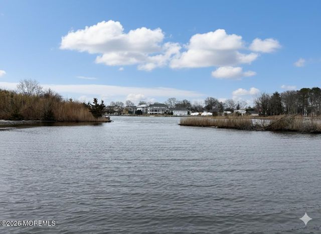 515 Carroll Fox Road, Brick, NJ 08724