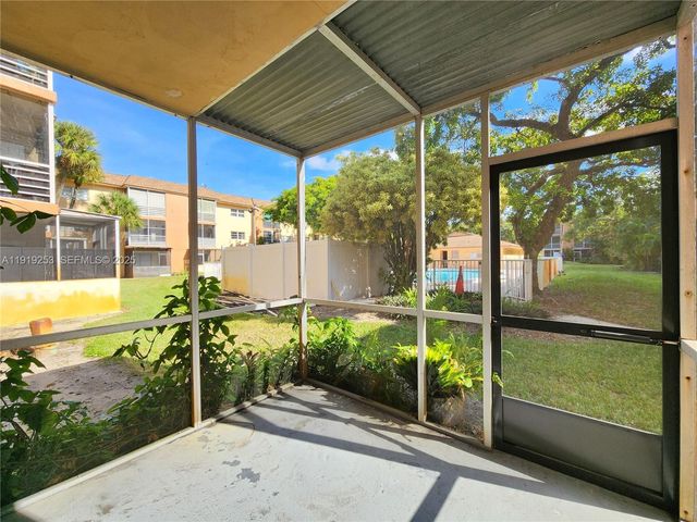 4161 NW 26th St 103, Lauderhill, FL 33313