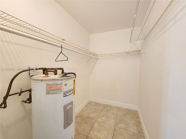 4161 NW 26th St 103, Lauderhill, FL 33313