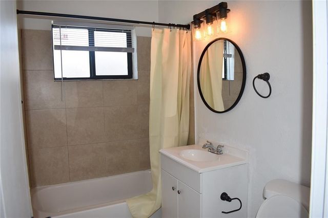 721 NW 1st Court, Hallandale Beach, FL 33009