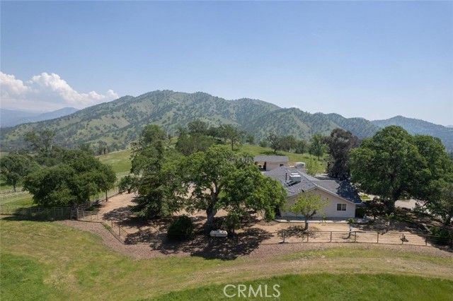 18486 Tollhouse Road, Clovis, CA 93619