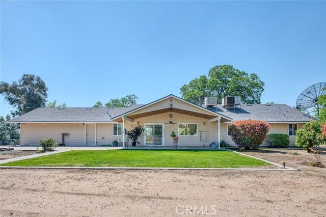 18486 Tollhouse Road, Clovis, CA 93619