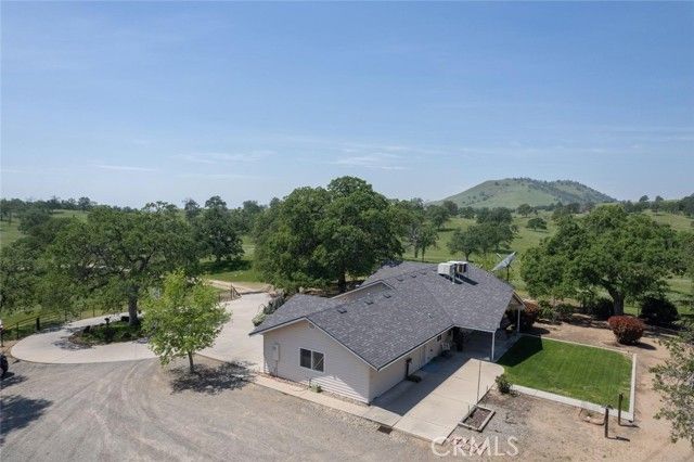 18486 Tollhouse Road, Clovis, CA 93619