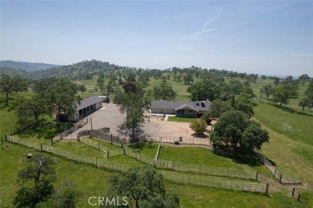 18486 Tollhouse Road, Clovis, CA 93619