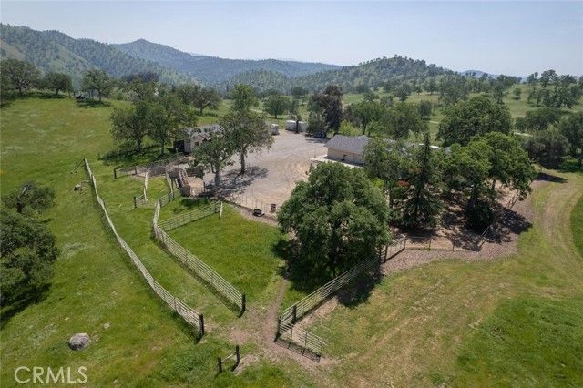 18486 Tollhouse Road, Clovis, CA 93619