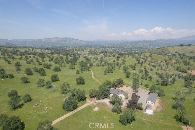 18486 Tollhouse Road, Clovis, CA 93619