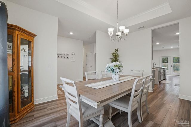 6203 Carson Dr, Milton, FL 32570