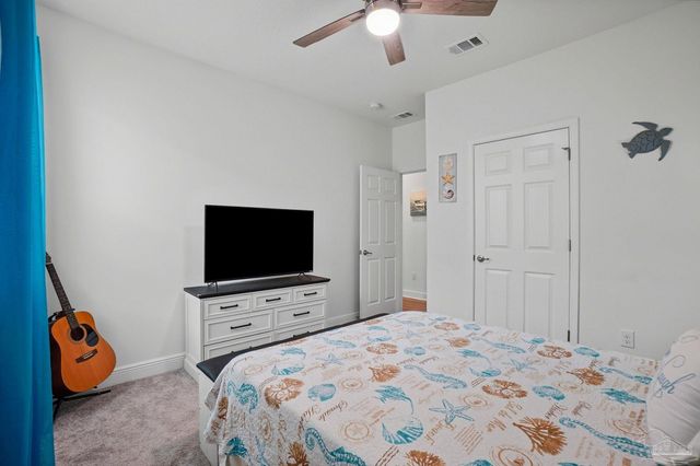 6203 Carson Dr, Milton, FL 32570