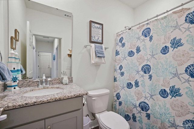 6203 Carson Dr, Milton, FL 32570