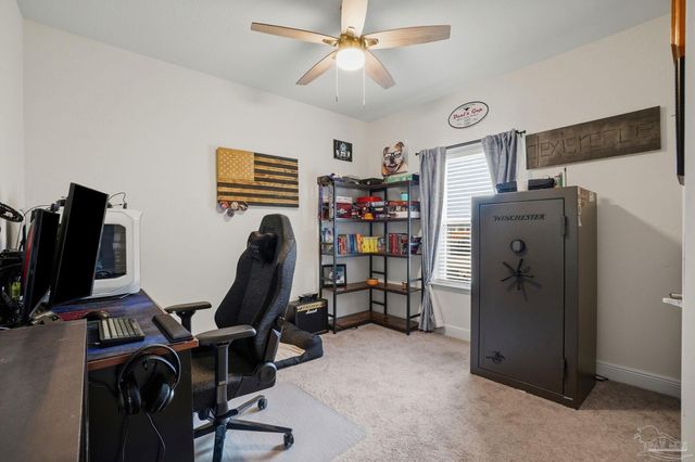 6203 Carson Dr, Milton, FL 32570