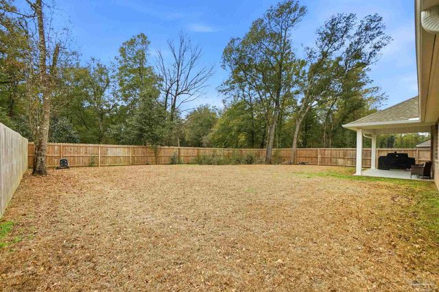 6203 Carson Dr, Milton, FL 32570