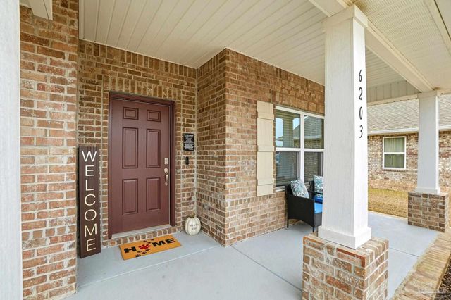 6203 Carson Dr, Milton, FL 32570