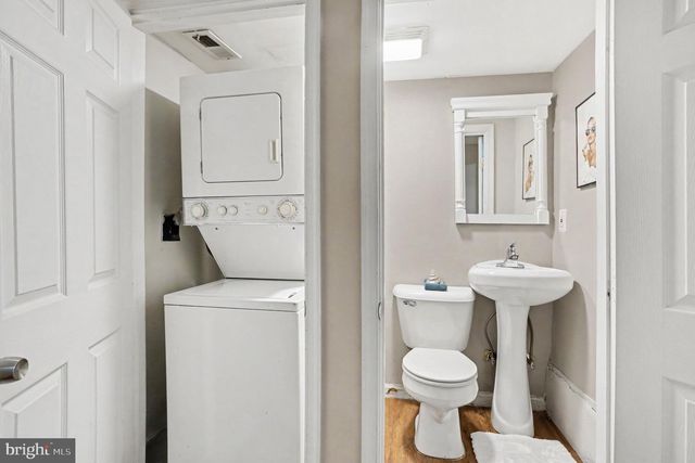 209 S CENTRAL AVE, Baltimore, MD 21202