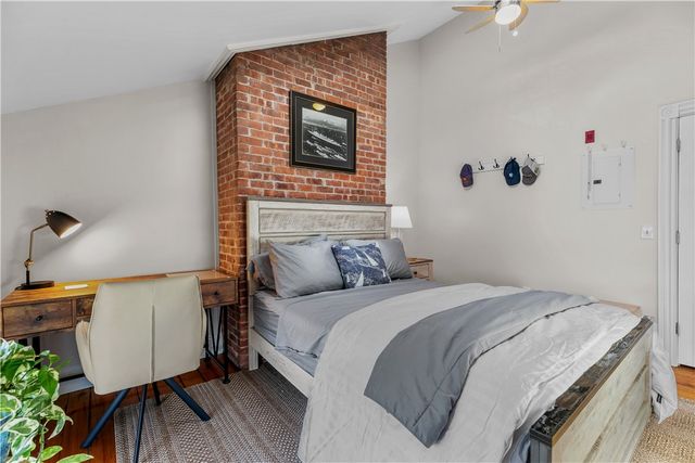 20 Berkeley Avenue 5, Newport, RI 02840