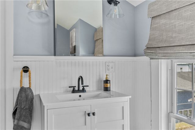 20 Berkeley Avenue 5, Newport, RI 02840