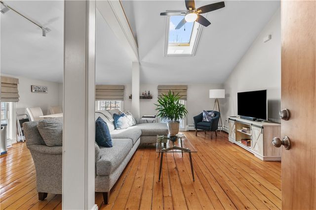 20 Berkeley Avenue 5, Newport, RI 02840