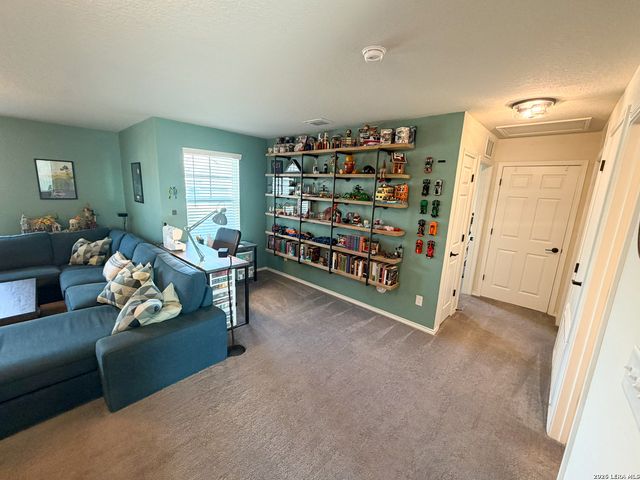 27331 Hapgood, San Antonio, TX 78260