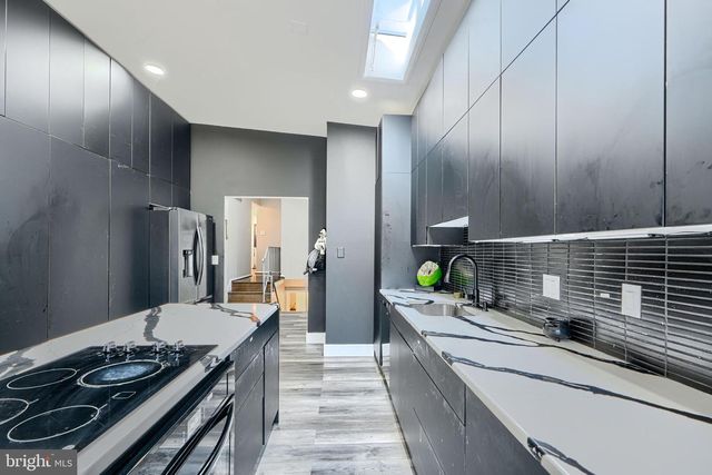 3207 MIDFIELD RD, Pikesville, MD 21208