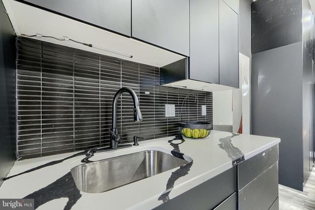 3207 MIDFIELD RD, Pikesville, MD 21208