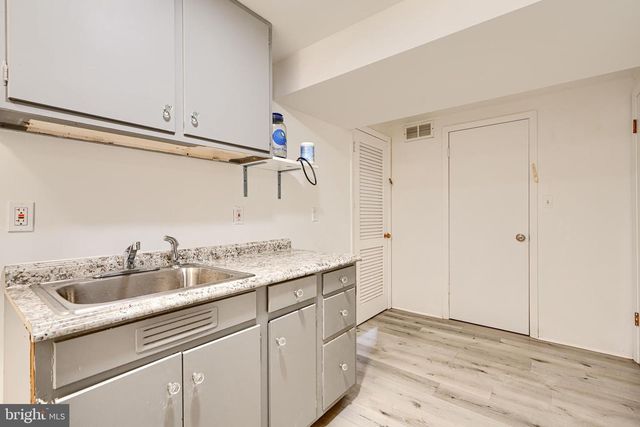 3207 MIDFIELD RD, Pikesville, MD 21208