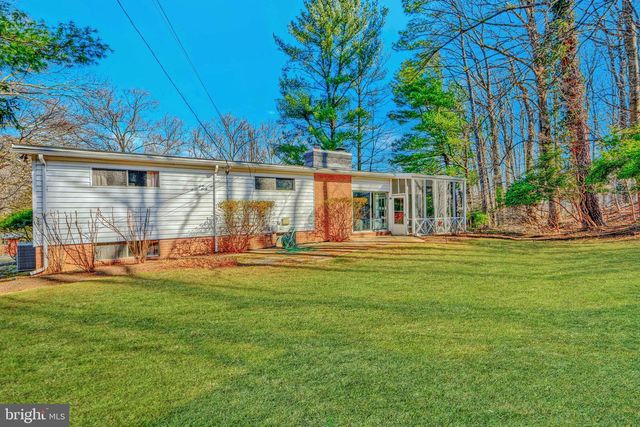 3207 MIDFIELD RD, Pikesville, MD 21208