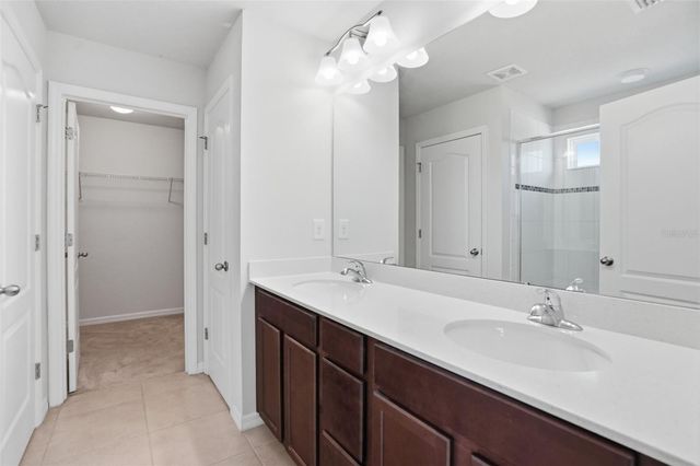 10402 HAWKS LANDING DRIVE, Land O Lakes, FL 34638