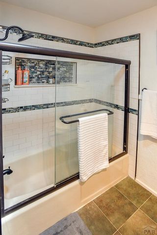 453 E Hahns Peak Ave, Pueblo West, CO 81007